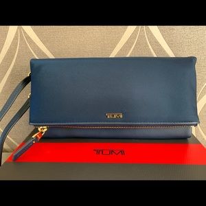 New Tumi Voyageur Travel Wallet (MSRP $ 245)